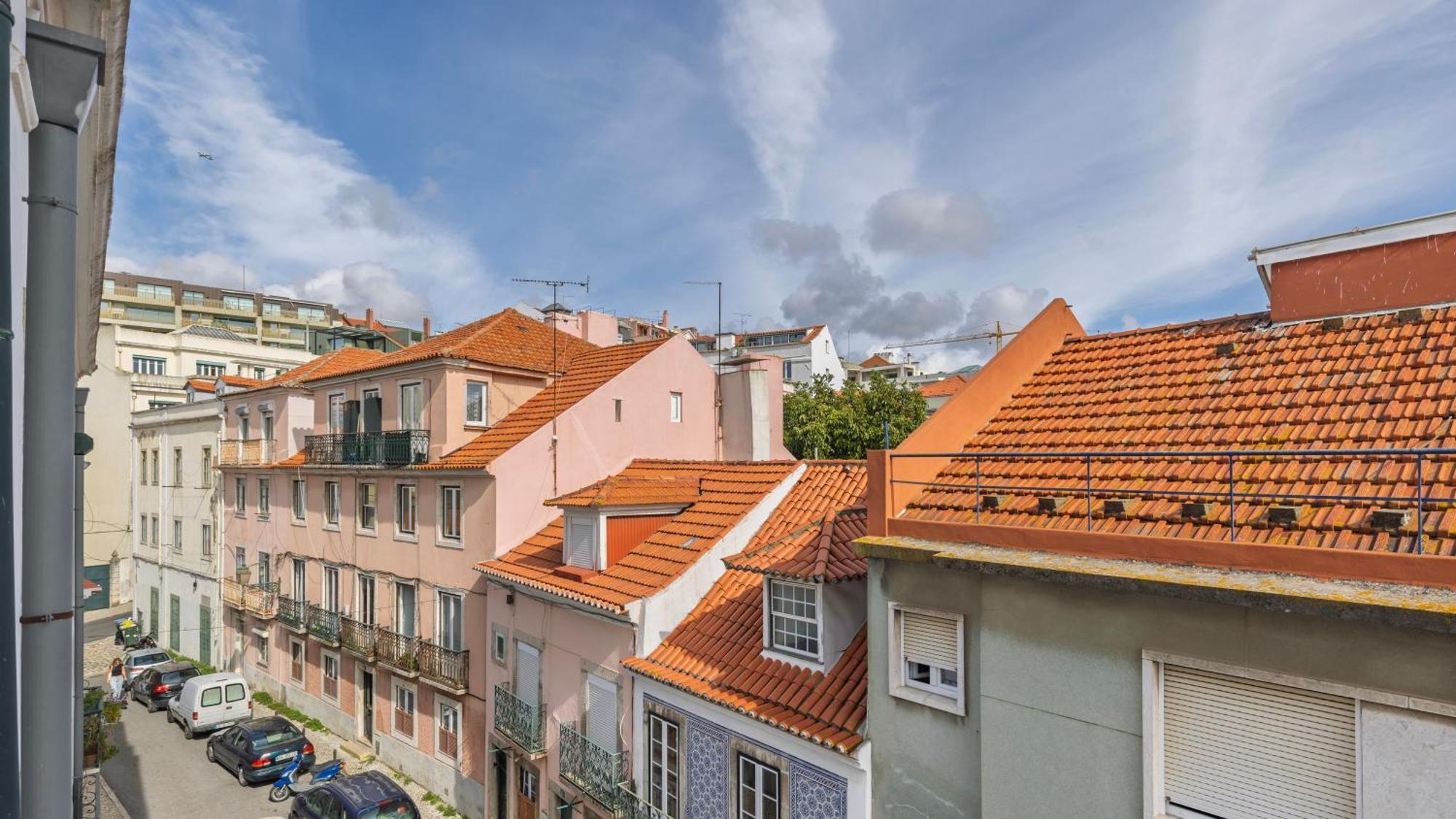 Sunny Design Apt In Praca Das Flores By Lovelystay Lissabon Buitenkant foto